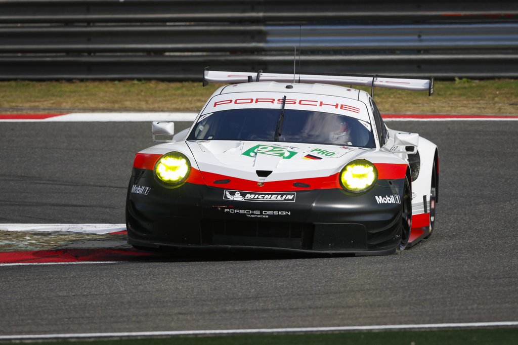 Michael Christensen og Kévin Estre jagter i weekenden revanche og en VM-titel til Porsche i sæsonfinalen på Formel 1-banen i Bahrain
(Foto: Porsche PR)